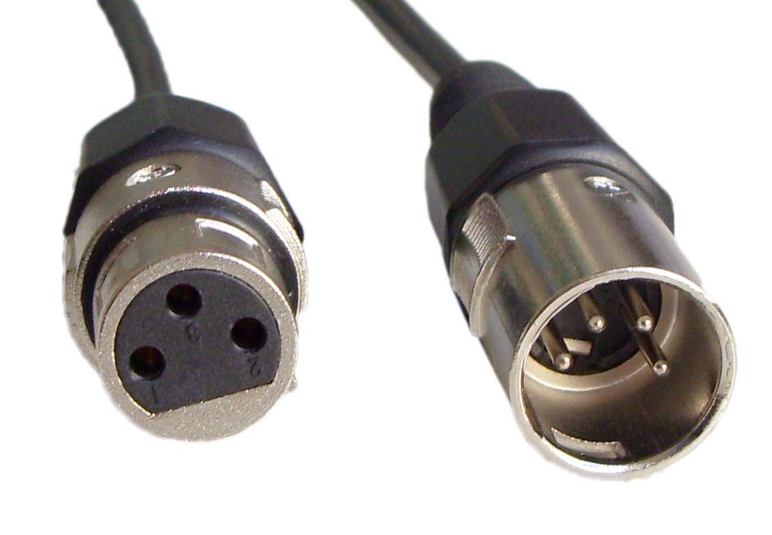 mVELO Adapter XLR3 auf XLR4-Stecker